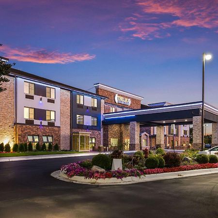 The Leo Collection Detroit, Ascend Hotel Collection Lincoln Park Exterior photo